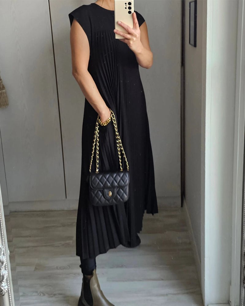 Everyday Elegance, Effortless Comfort Dress