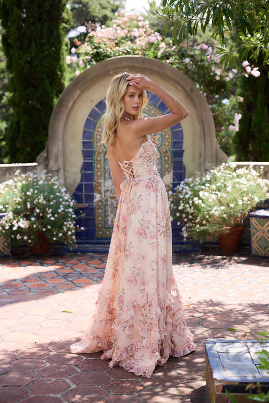 Mesmerizing Halter Gown For Special Occasions
