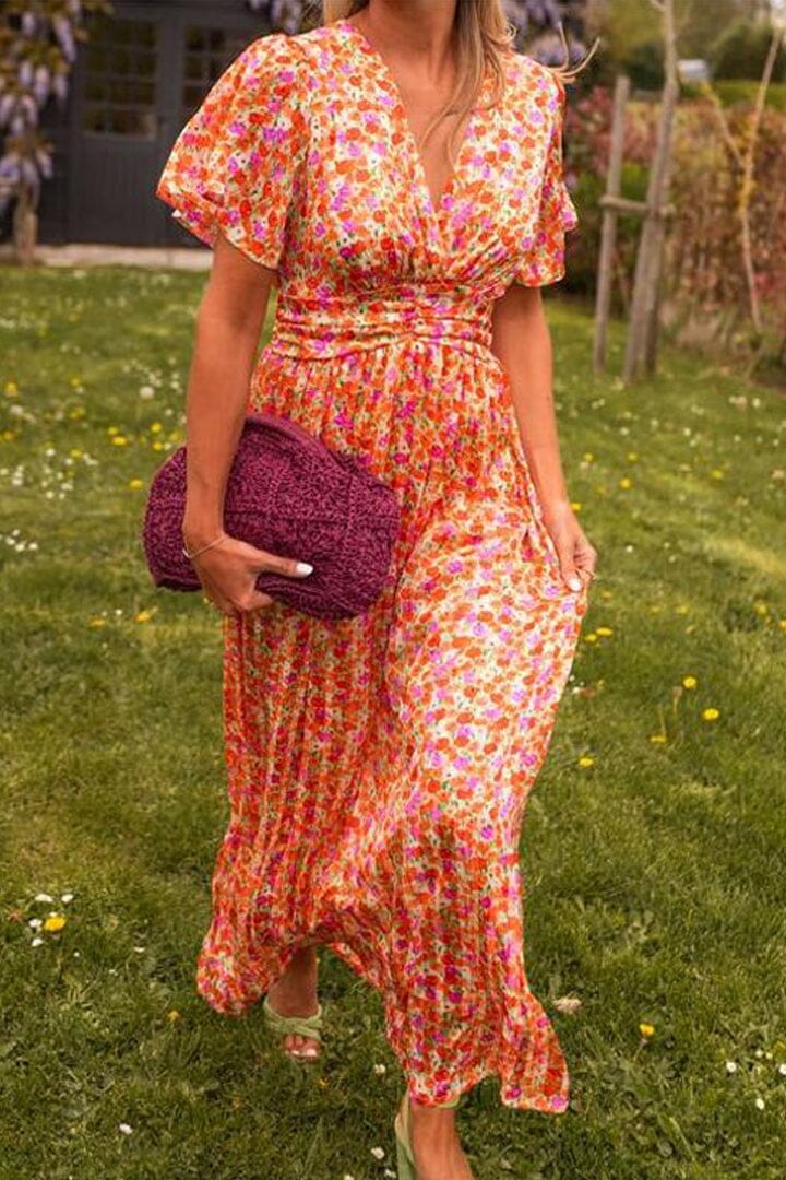 Alluring Elegance: Flattering Maxi Dress