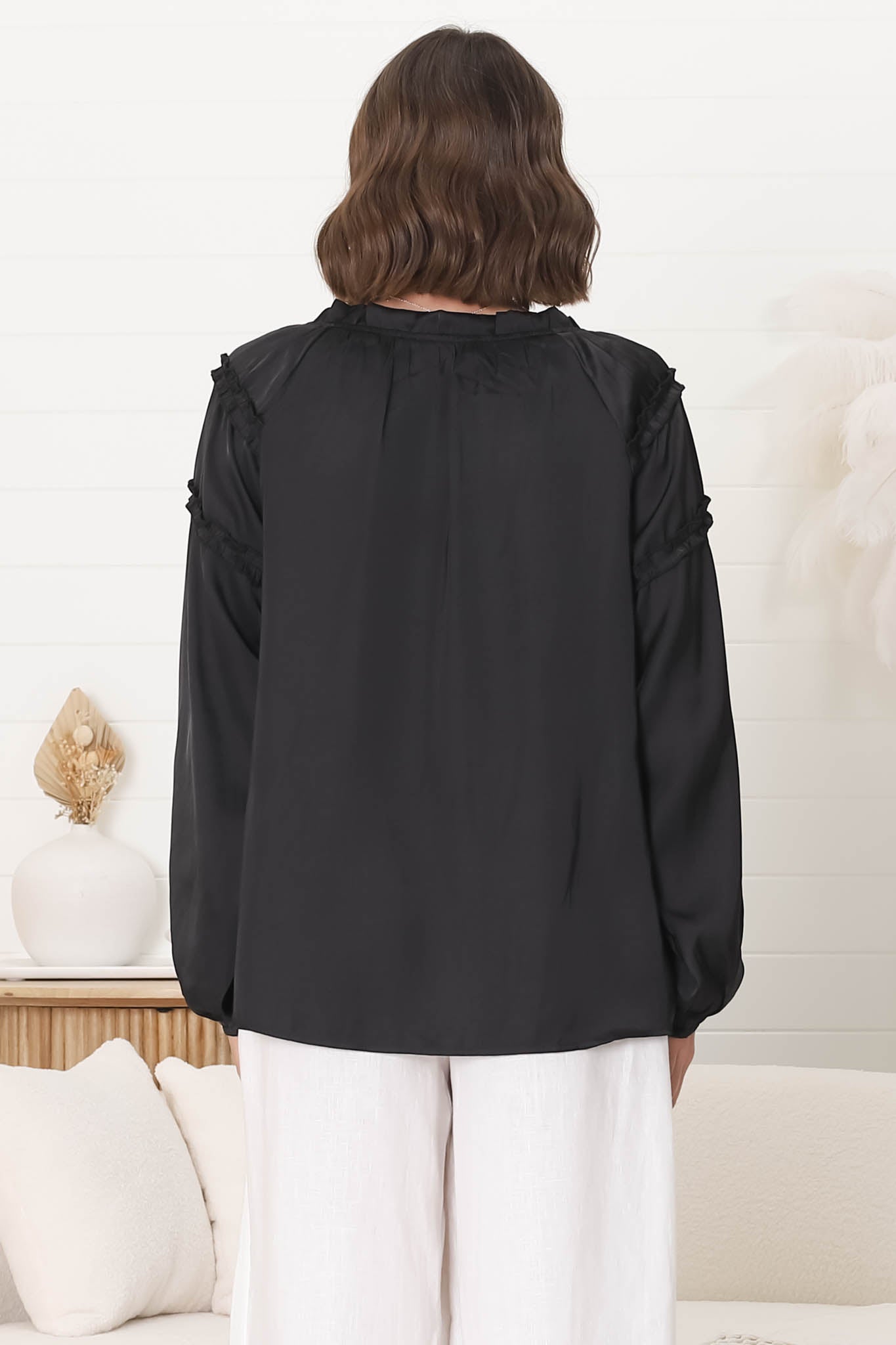 Effortless Chic Balloon-Sleeve Blouse