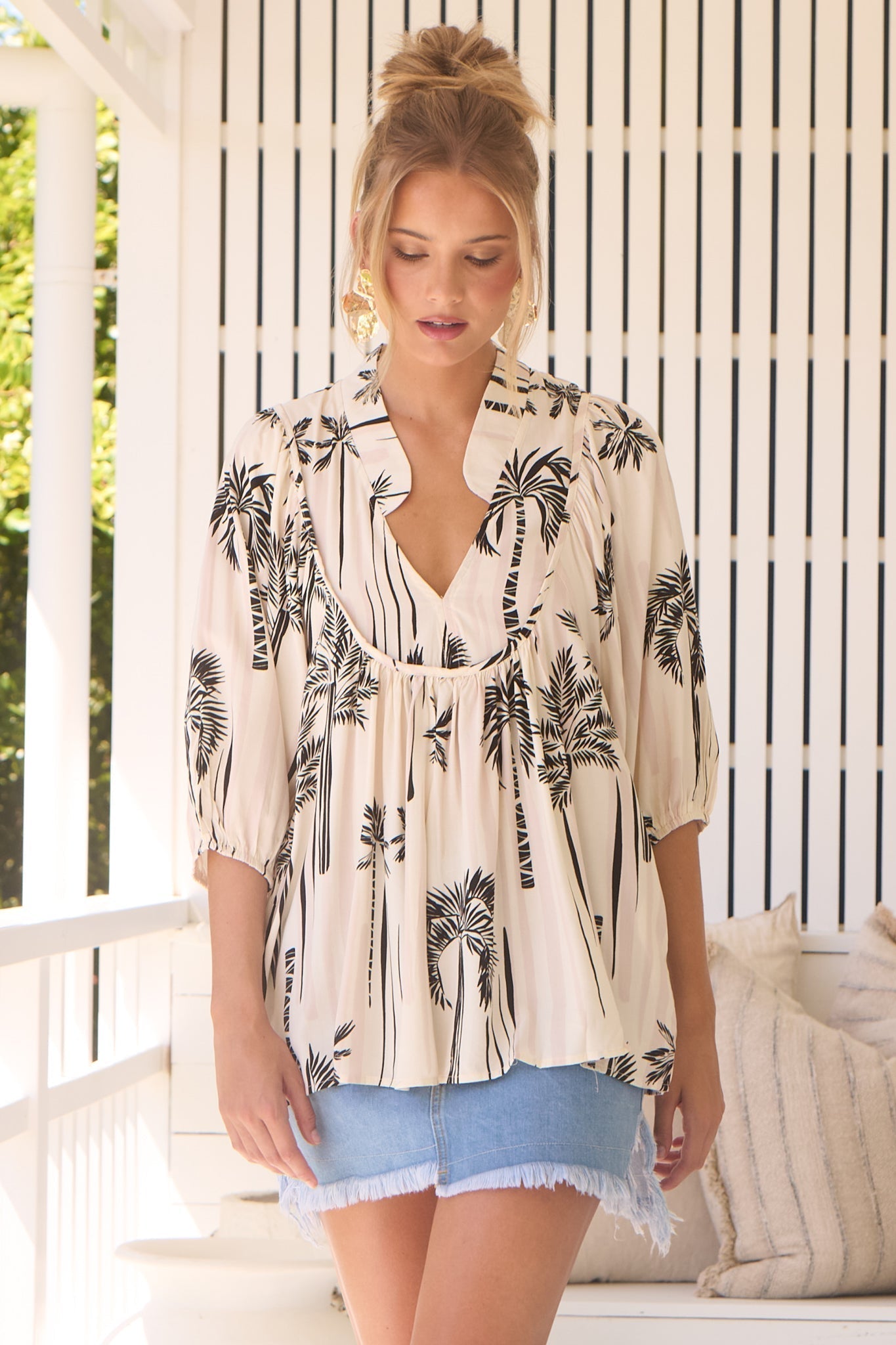 Breezy Boho Blouse for Effortless Elegance