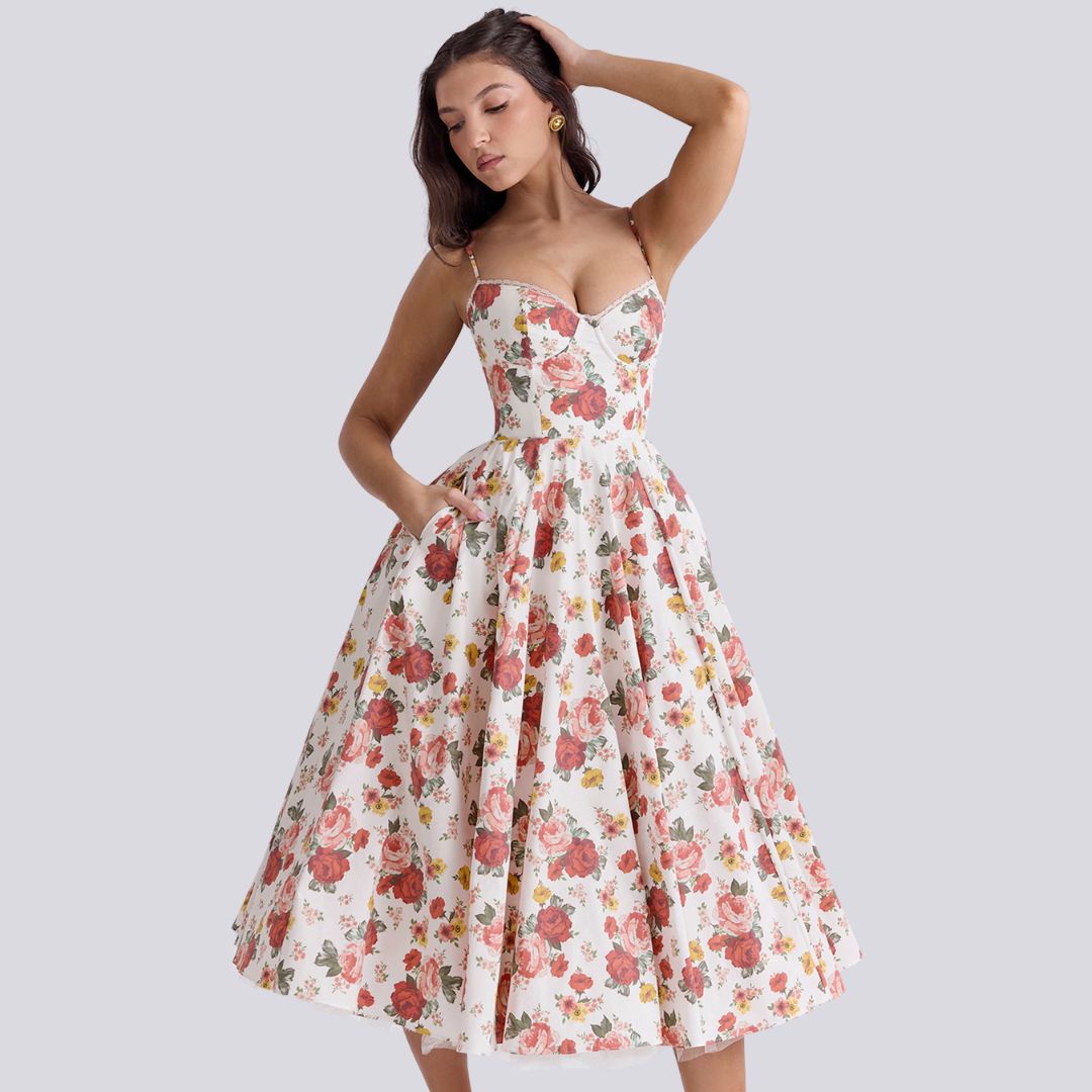 Elegance-Maximizing Maxi Dress
