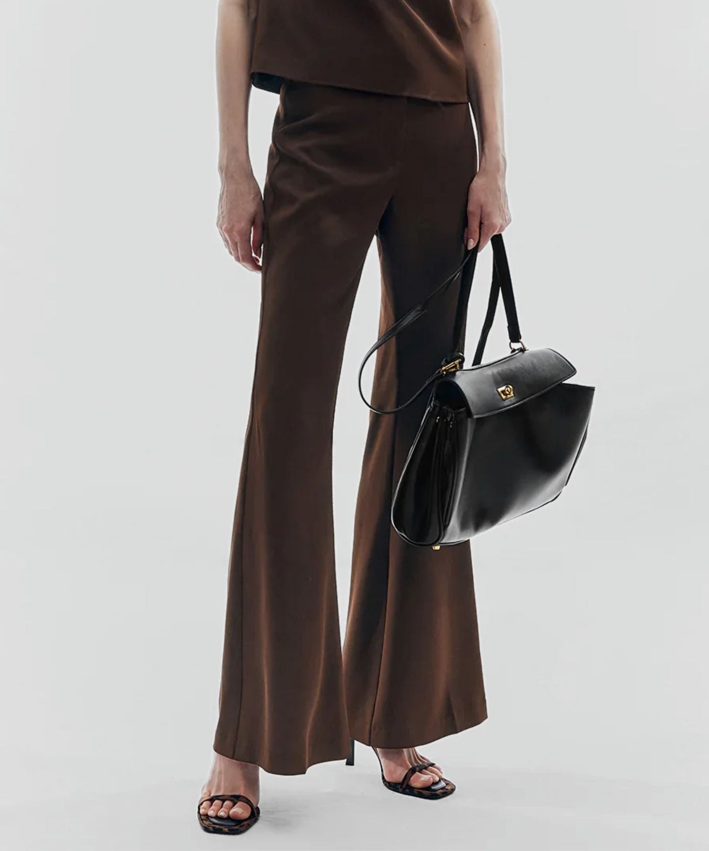 Chic Vegan Bag for Every Occasion
