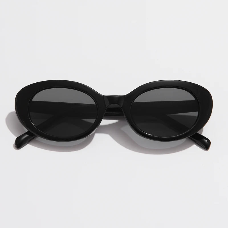Chic Retro Sunnies with UV Protection