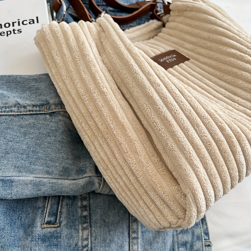 Effortlessly Stylish Everyday Shoulder Bag