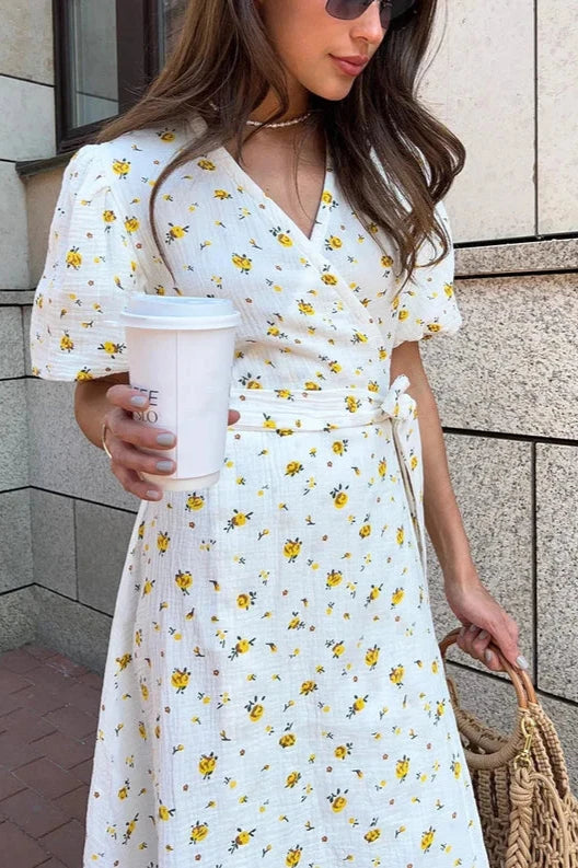 Effortless Chic Floral Summer Dress