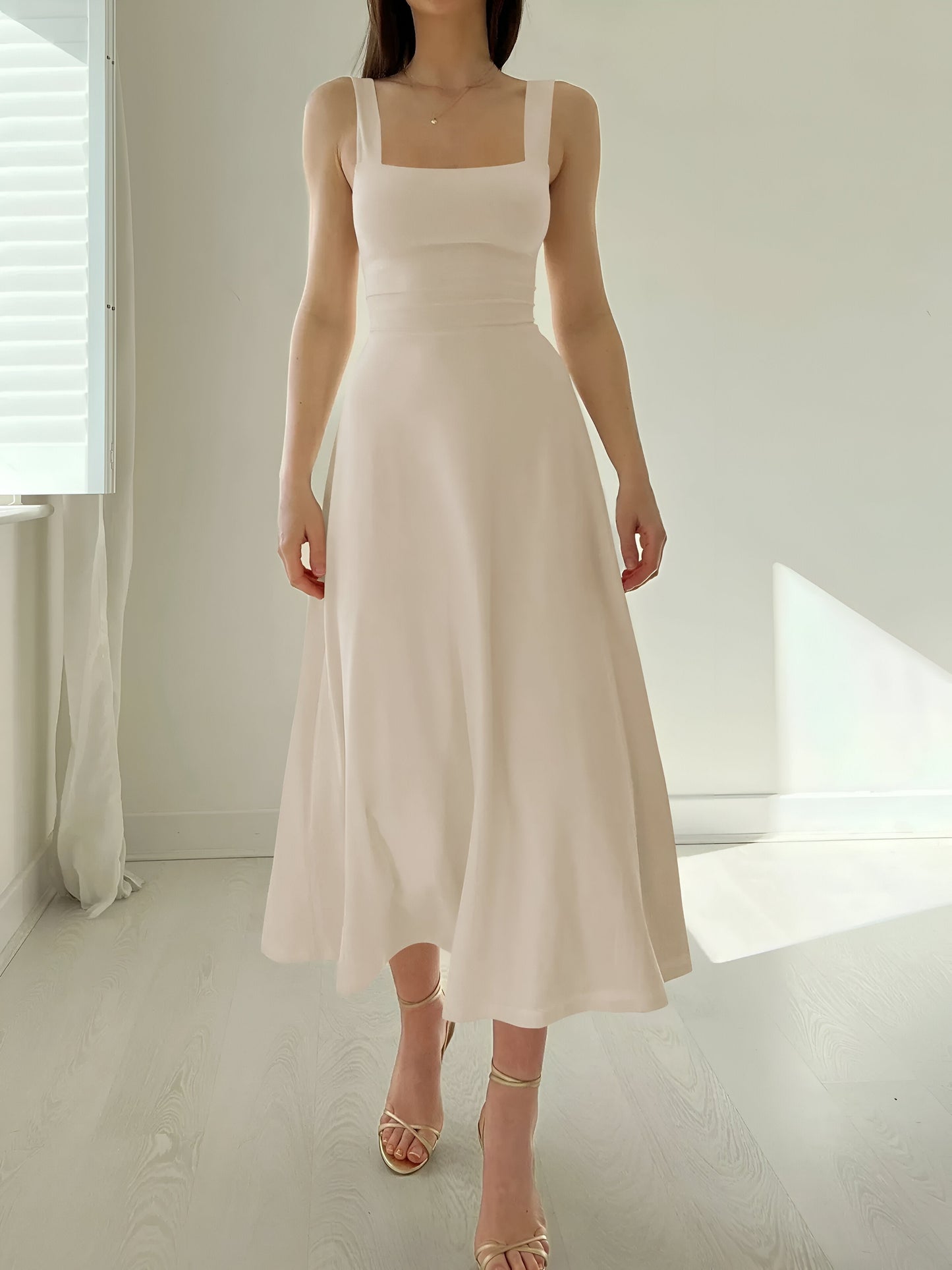 Effortless Chic Midi Dress
