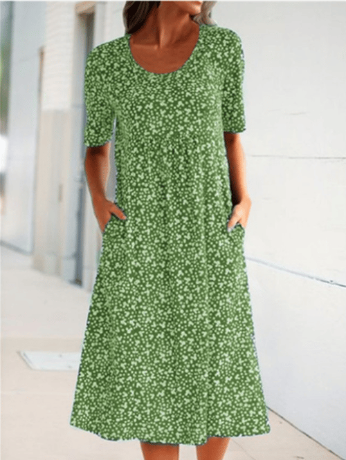 Elegant Vintage Dress for Romantic Looks