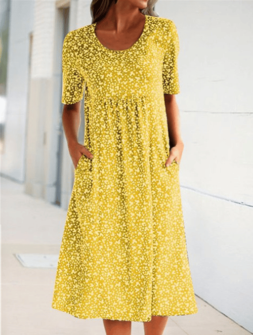 Elegant Vintage Dress for Romantic Looks