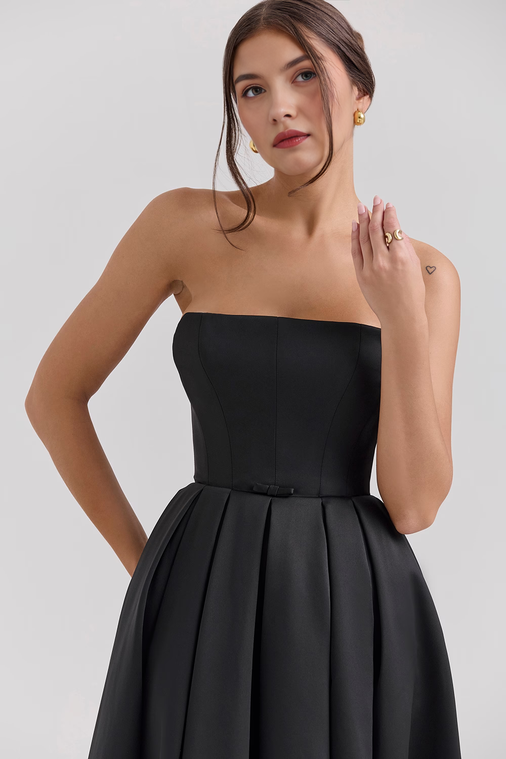 Elegant-Shape Midi Sundress