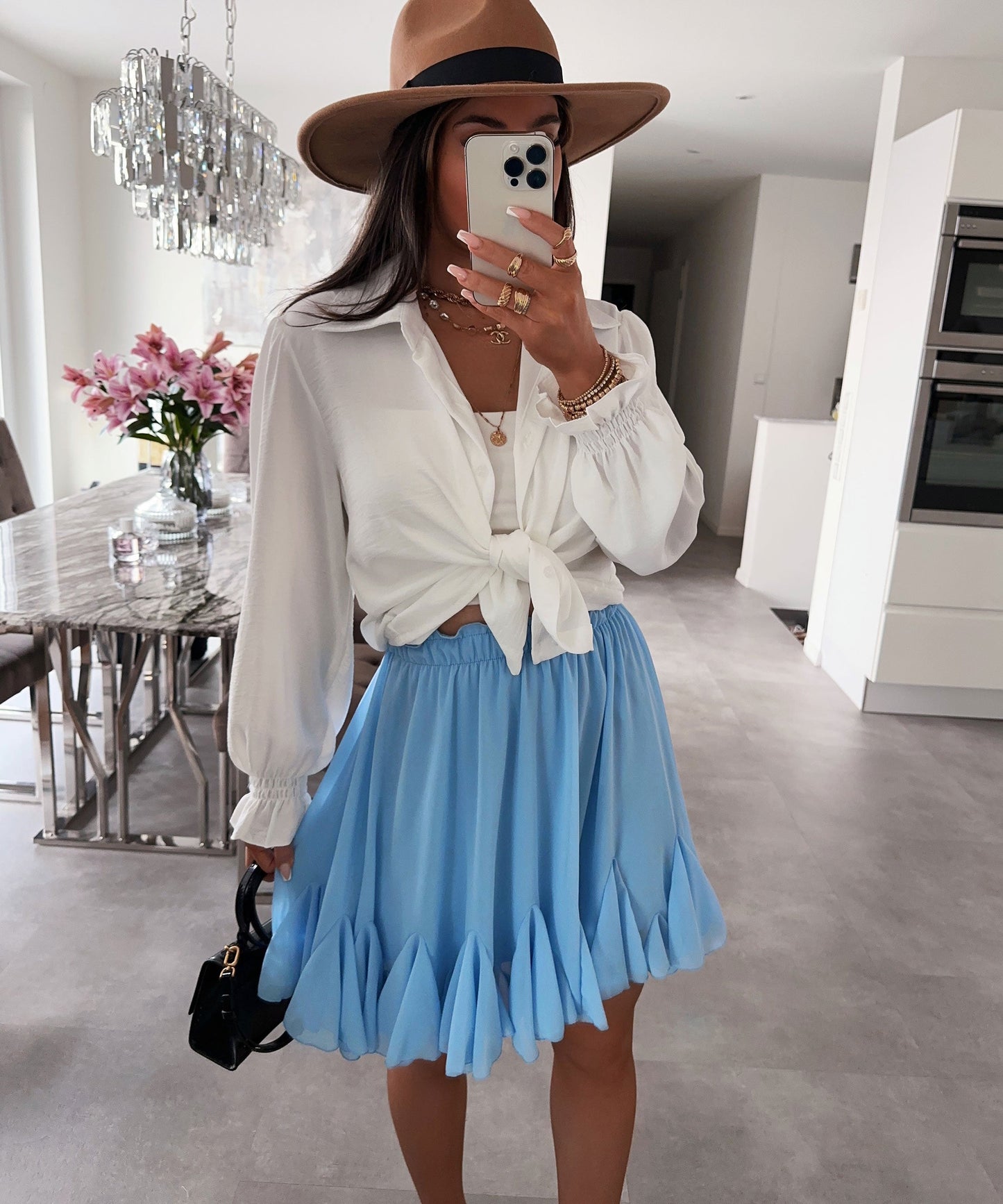 Elegant Balloon Sleeve Blouse