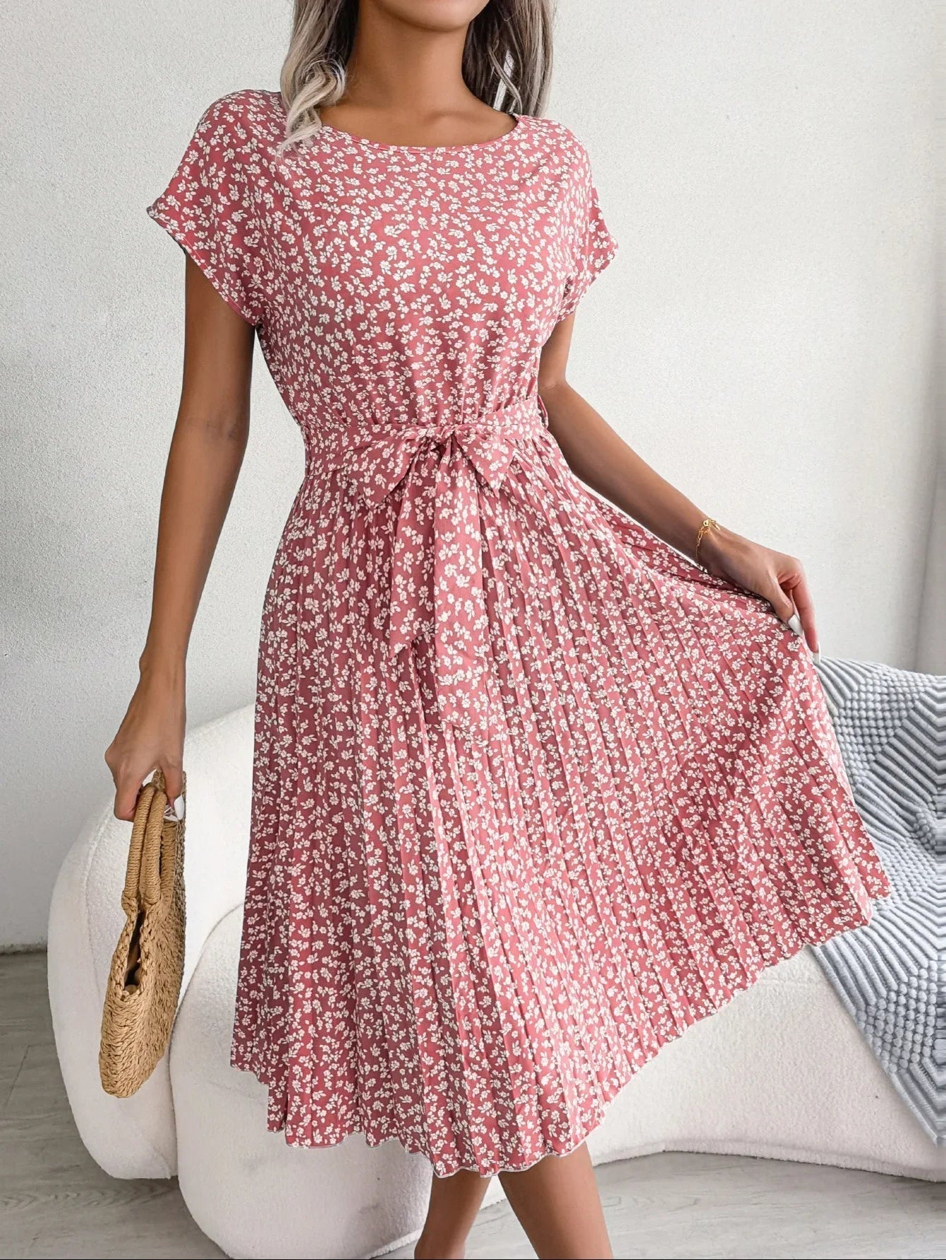 Effortless Summer Elegance Dress