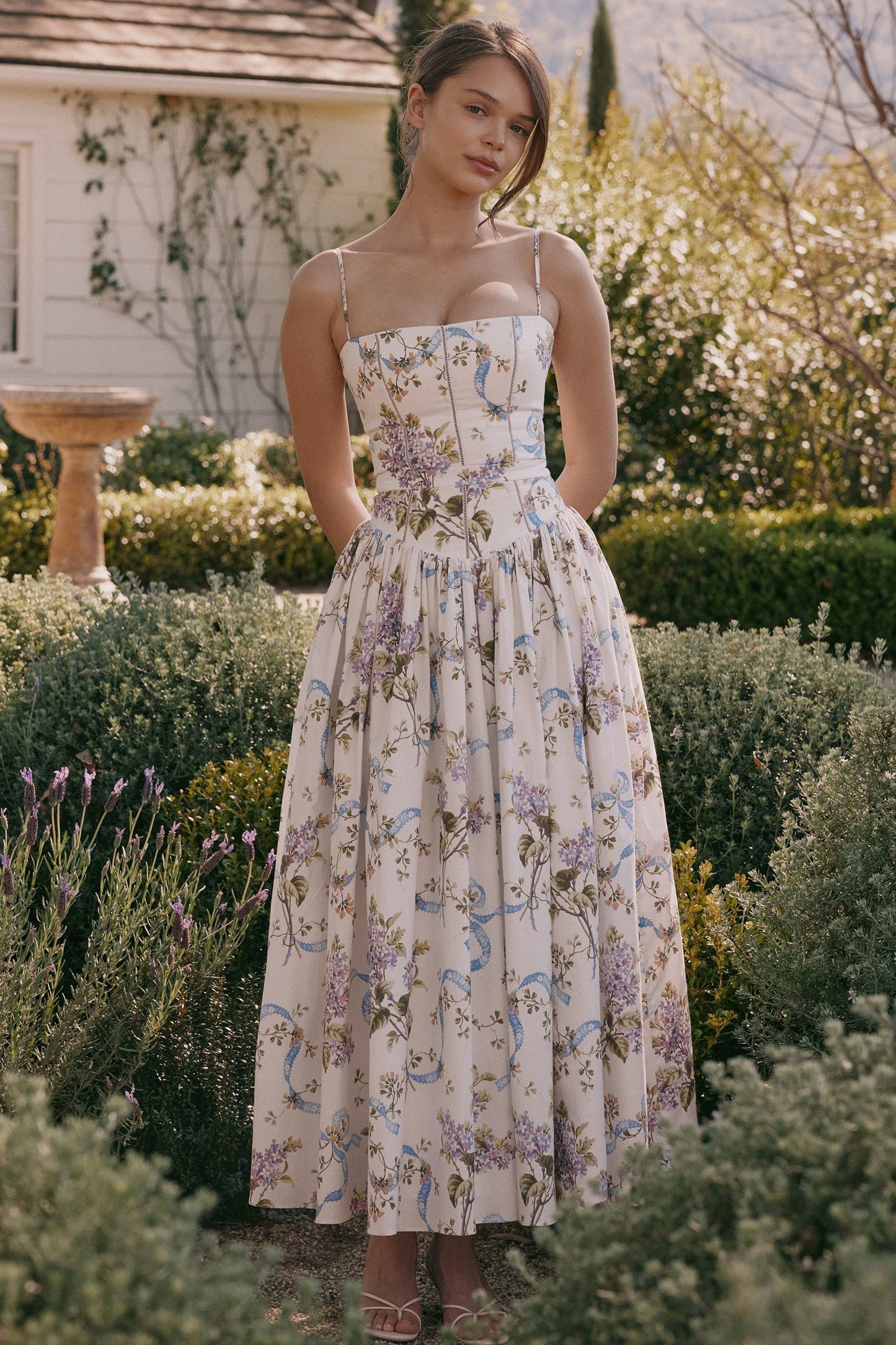Chic Summer Look for Unmatched Comfort