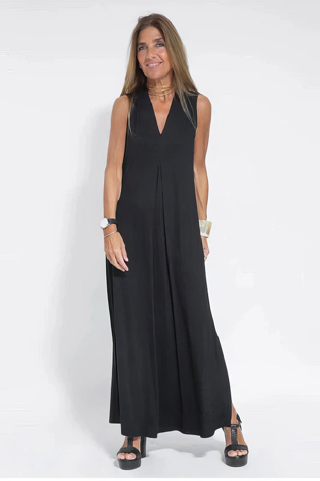 Silhouette-Enhancing Maxi Dress