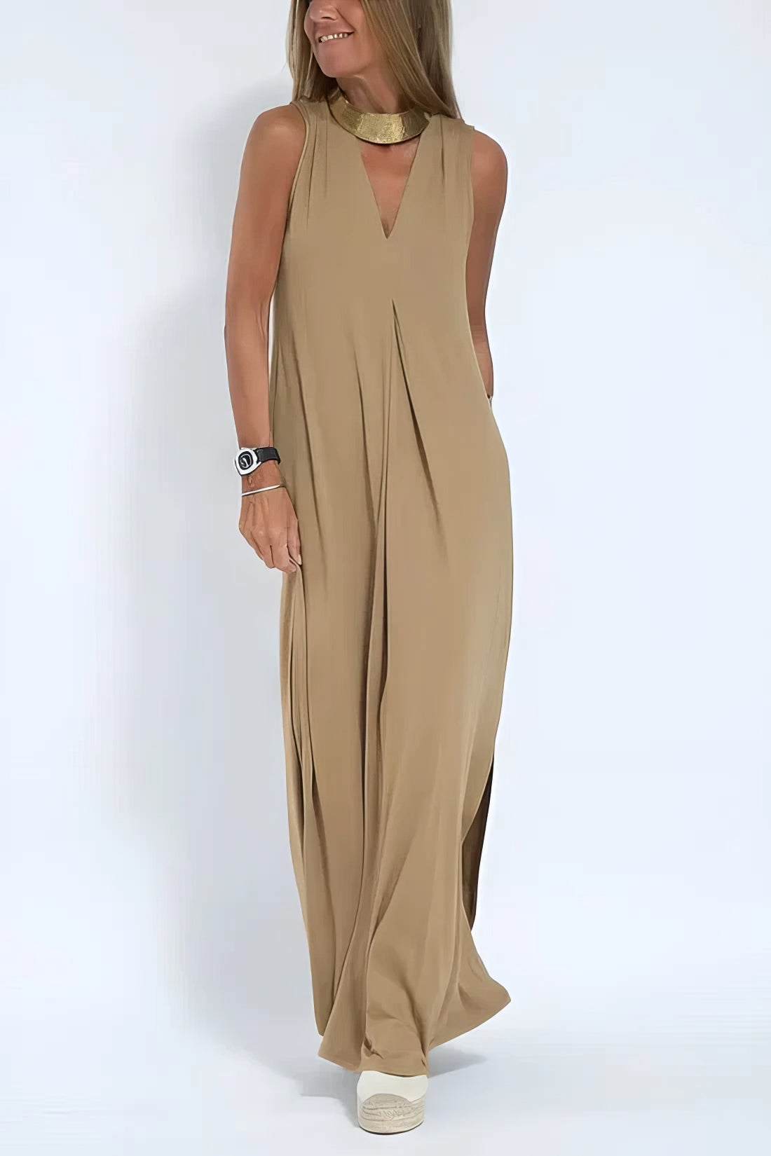 Silhouette-Enhancing Maxi Dress