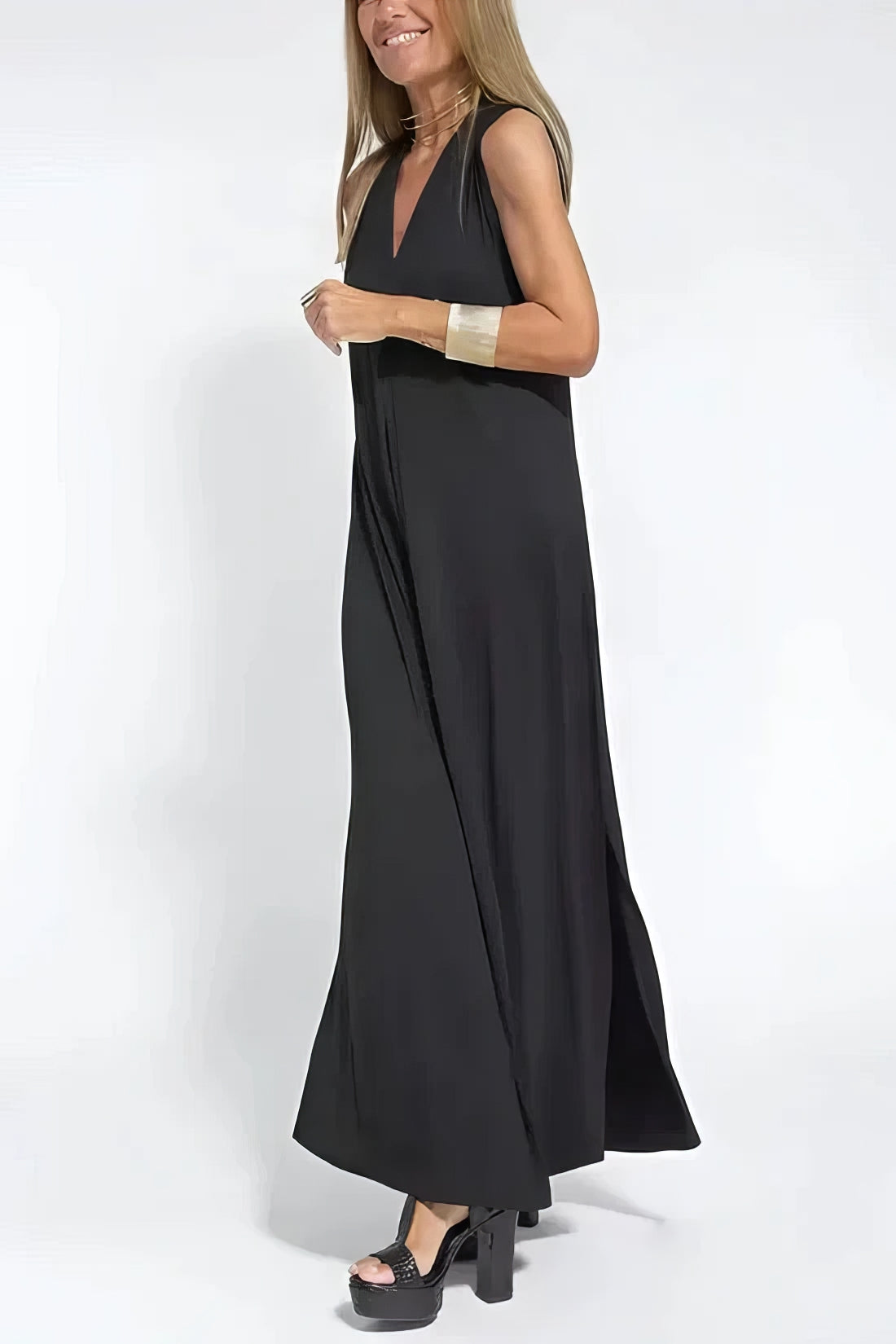 Silhouette-Enhancing Maxi Dress