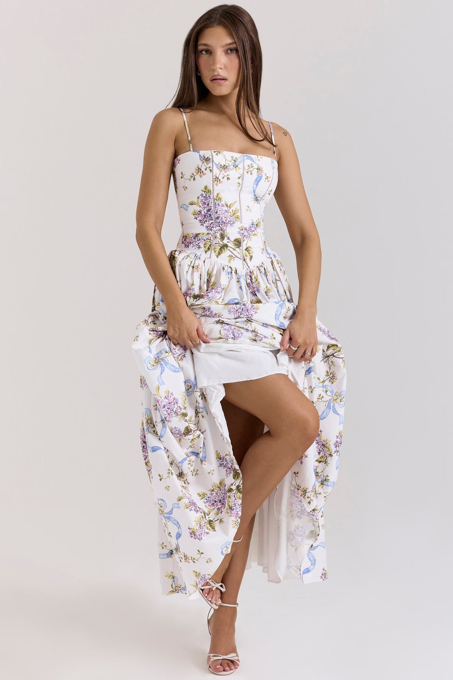 Chic Summer Look for Unmatched Comfort