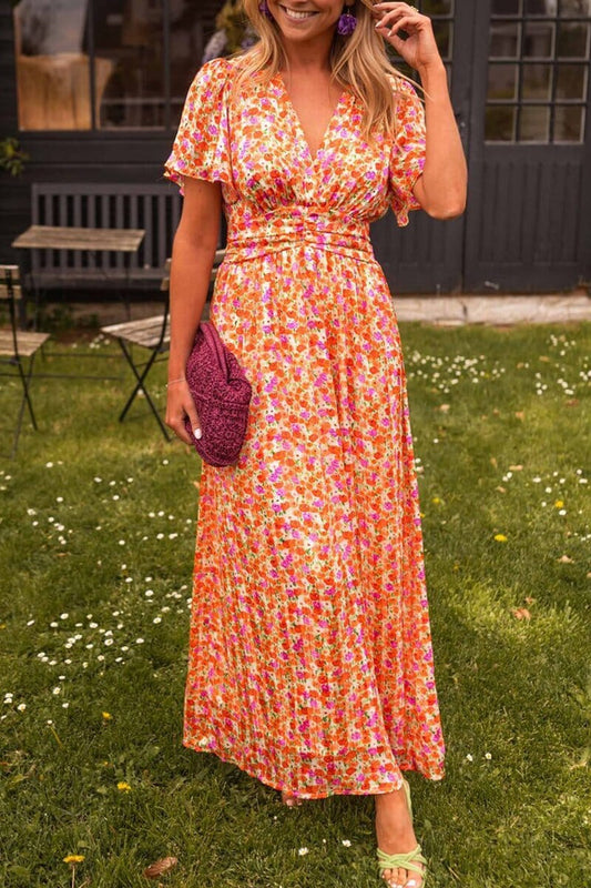 Alluring Elegance: Flattering Maxi Dress