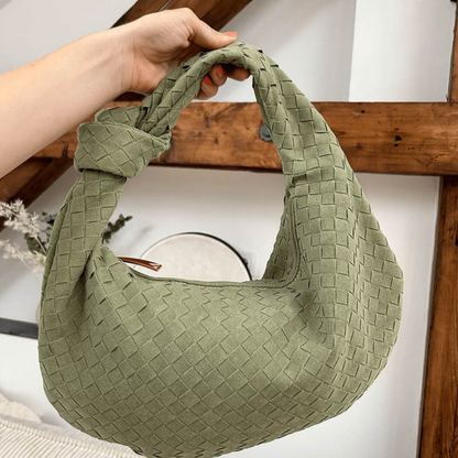 Chic Braided Handbag With Space