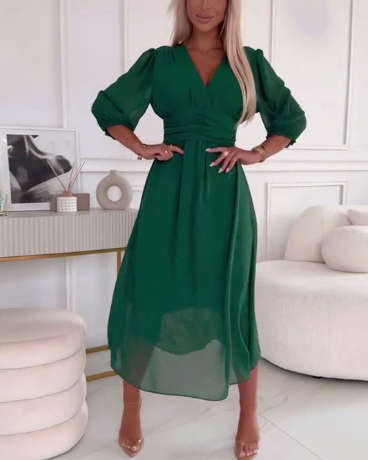 Elegant Midi: Flattering Waist, Effortless Comfort