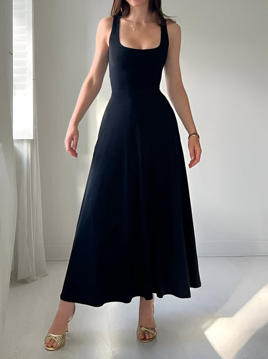 Effortless Chic Midi Dress