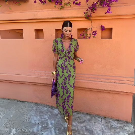 Chic Floral Comfort Dress