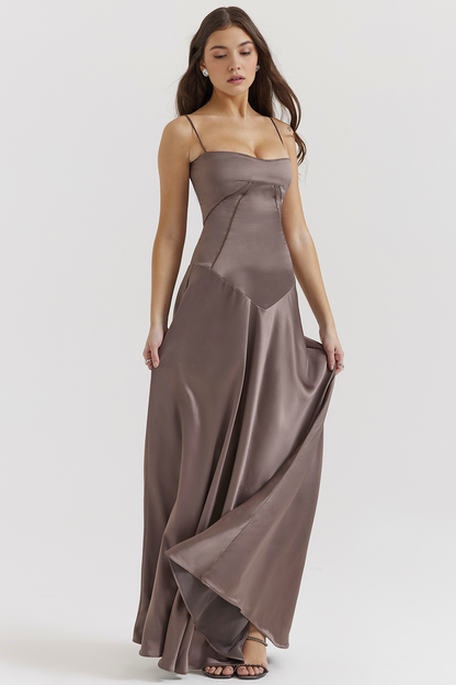 Flattering Bustier Gown for Special Occasions