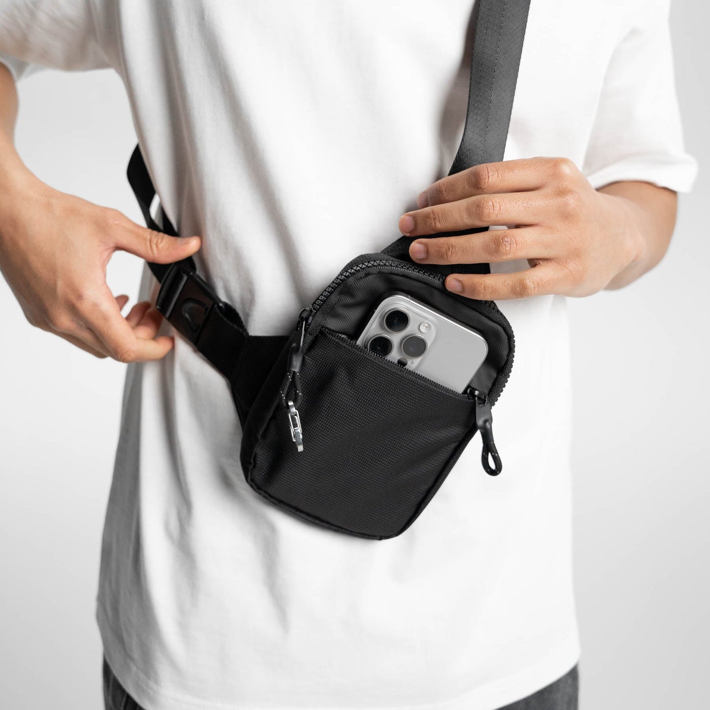 Smart Secure Travel Sling