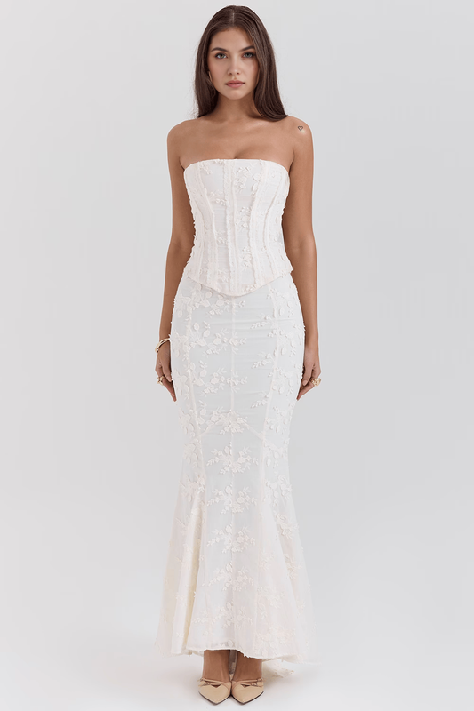 Elegant Ivory Wedding Gown