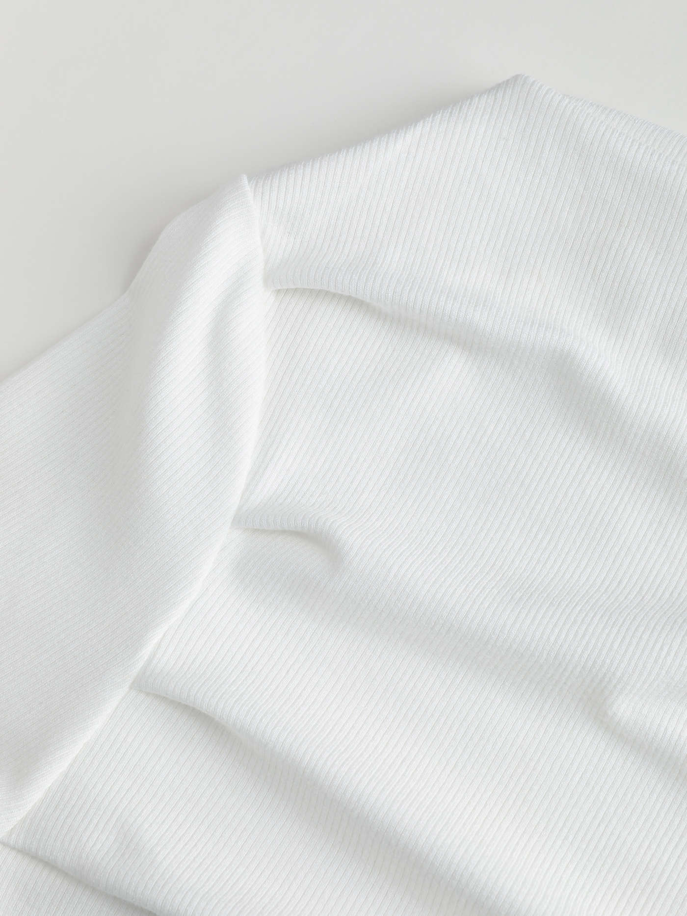 Effortless Asymmetry Style Top