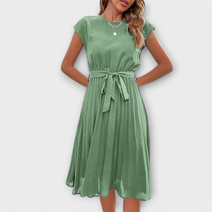 Relaxed Chic Pleated Dress