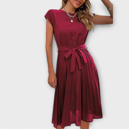 Relaxed Chic Pleated Dress