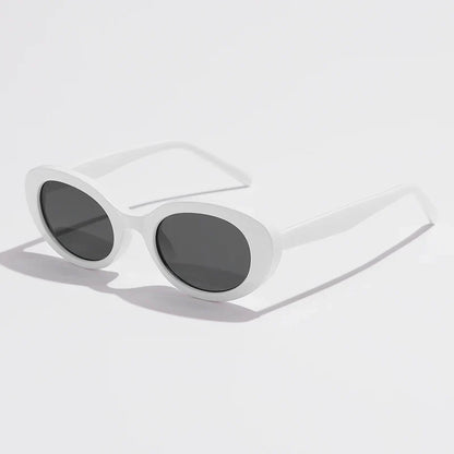 Chic Retro Sunnies with UV Protection