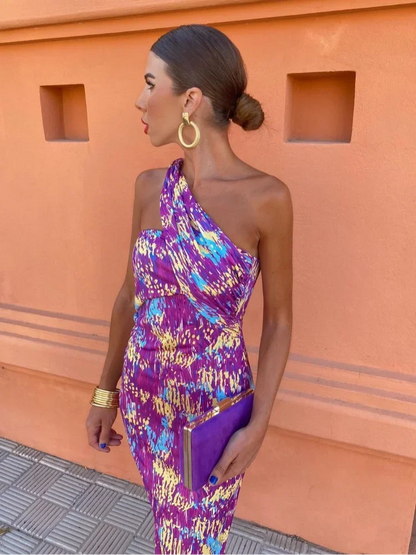 Sleek Summer Statement Dress