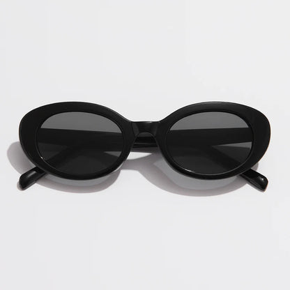 Chic Retro Sunnies with UV Protection
