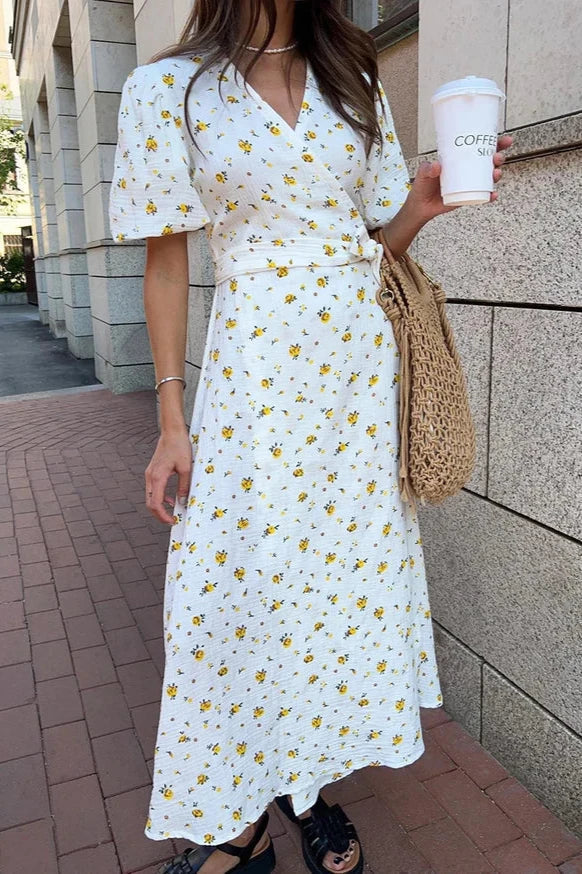 Effortless Chic Floral Summer Dress