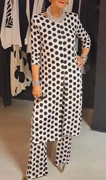 Figure-Flattering Tunic Set
