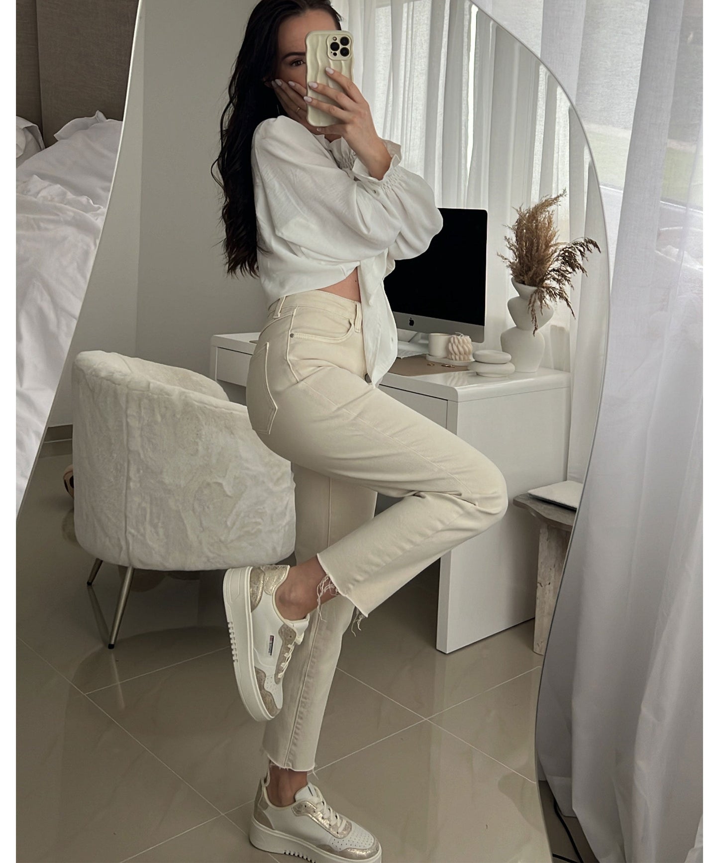 Elegant Balloon Sleeve Blouse