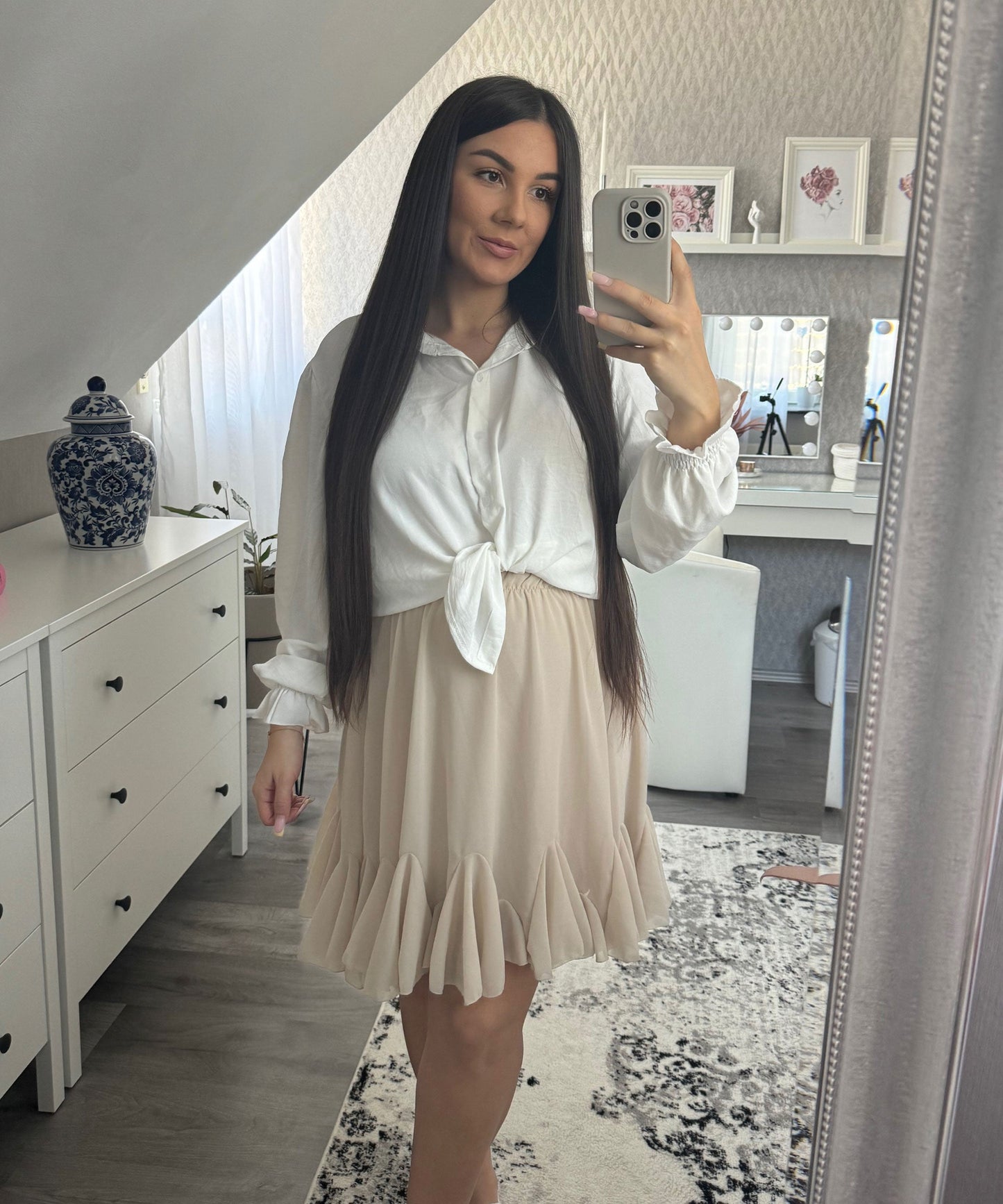 Elegant Balloon Sleeve Blouse