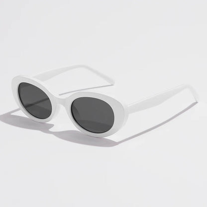 Chic Retro Sunnies with UV Protection